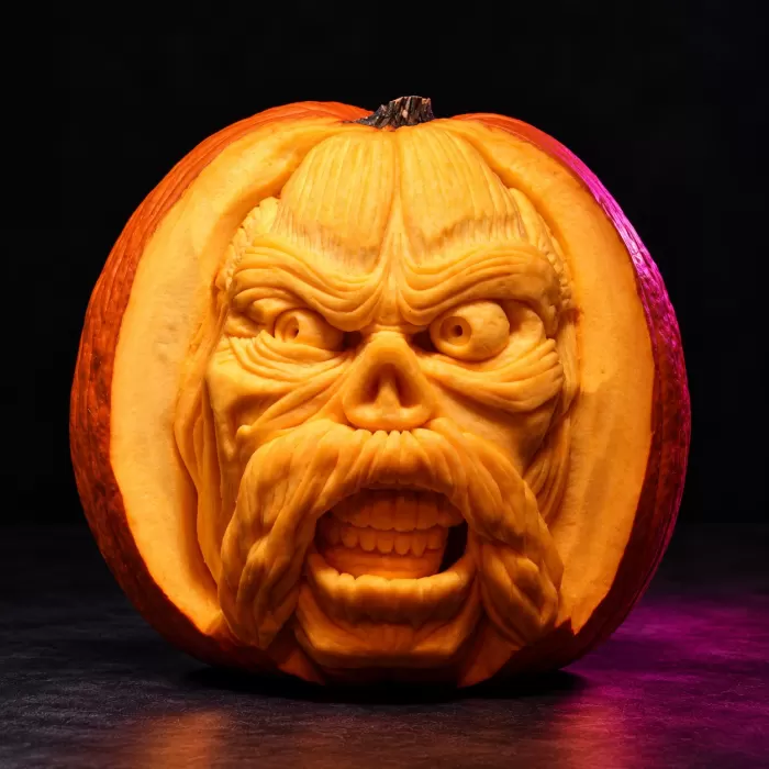 Carved pumpkin, Oct 2005