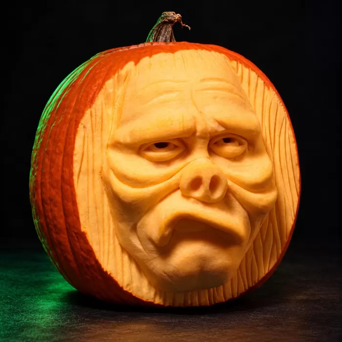 Carved pumpkin, Oct 2009