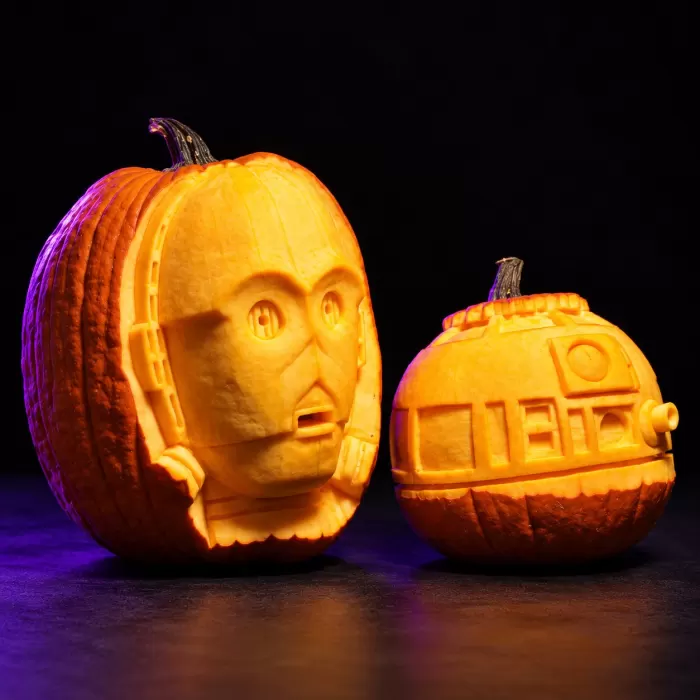 Carved pumpkin, Oct 2010
